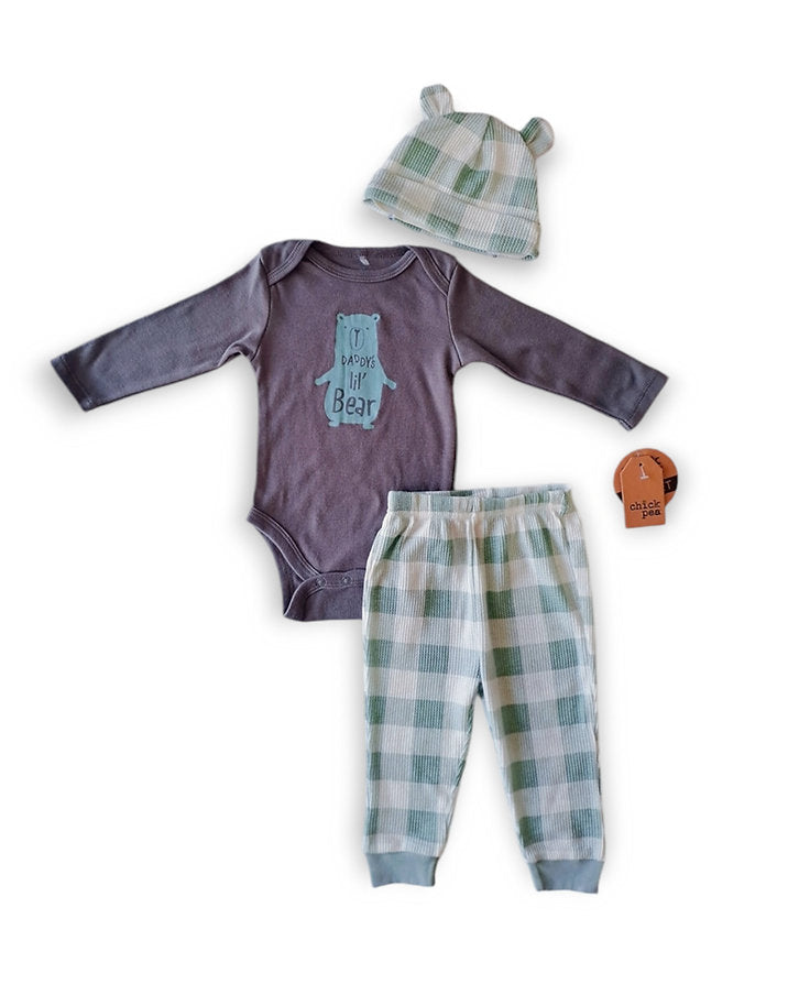 Chick Pea conjunto 3 piezas verde mameluco gris y gorro - Talla 6-9 meses
