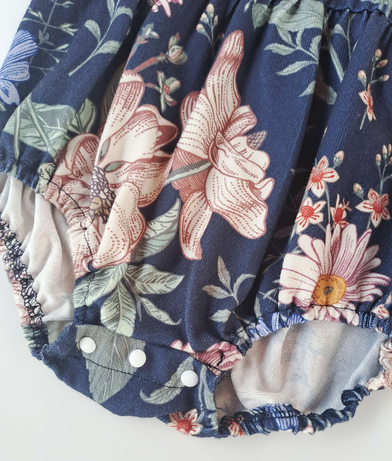 Mameluco manga larga floreado - Talla 12a18 meses