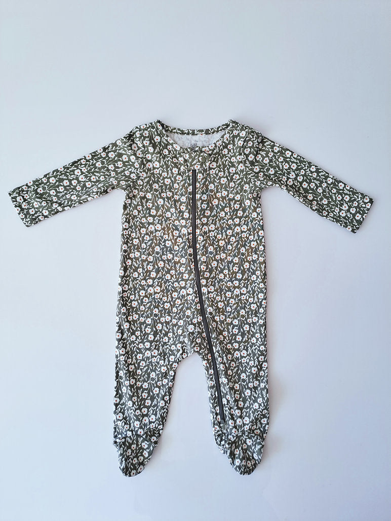 Carters set 2 pijamas verde floreado zorrillo - Talla 6 meses