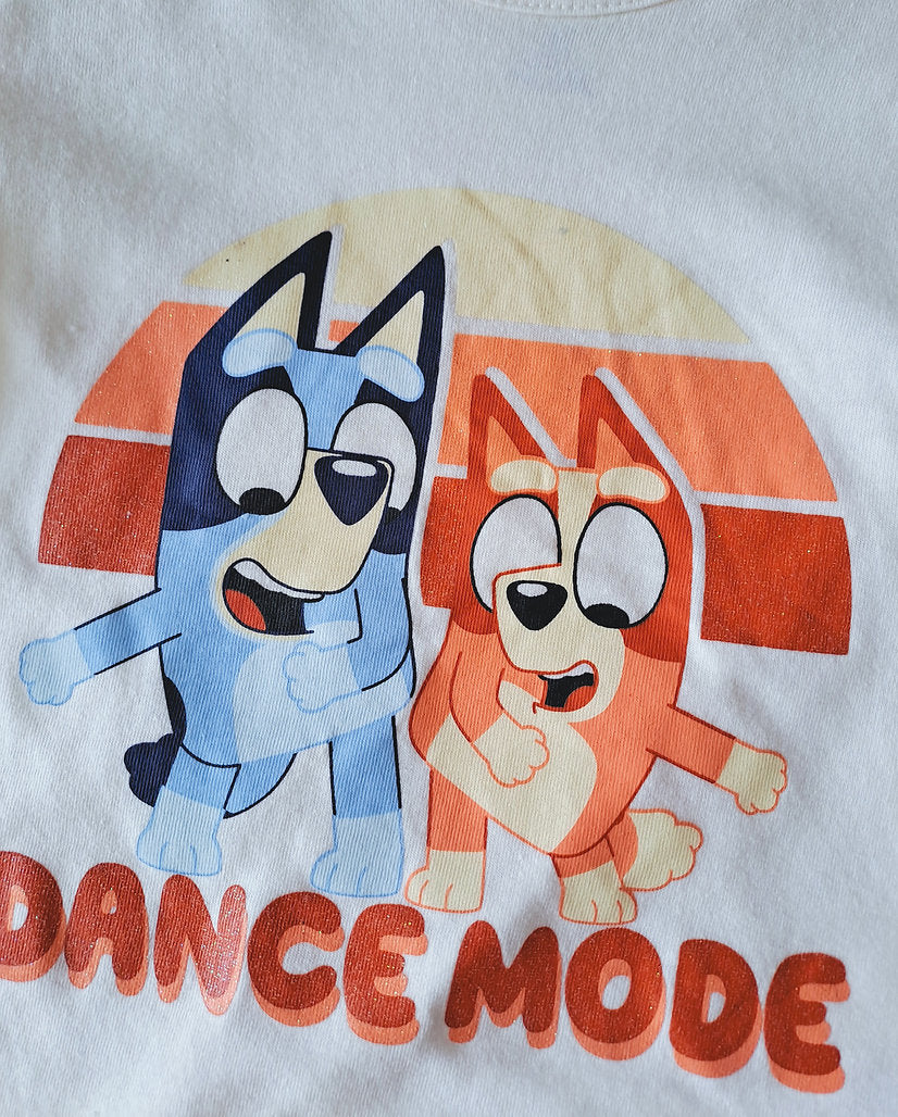 Bluey conjunto short y camiseta blanca - Talla 2T 3T