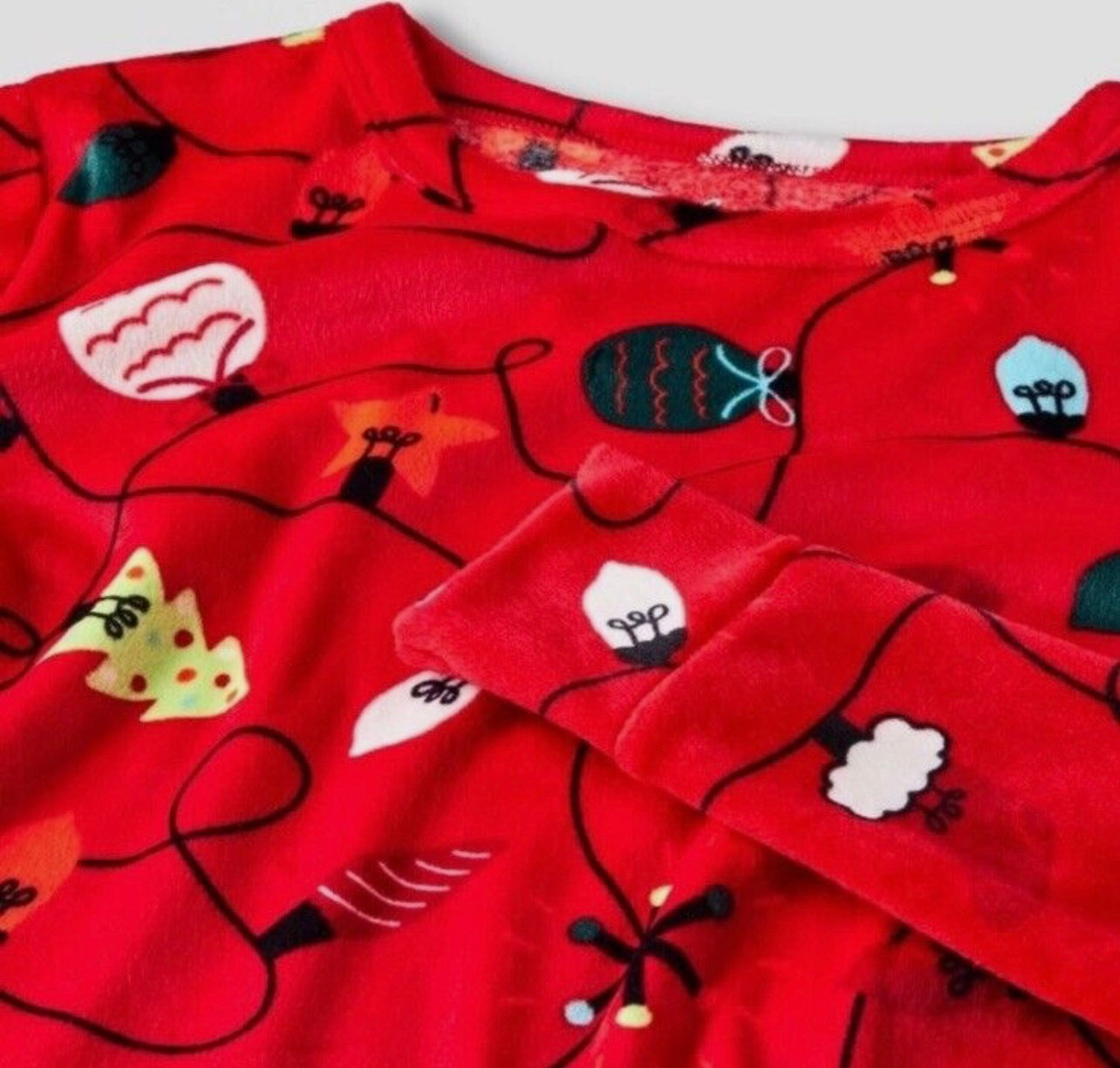 Cat & Jack pijama roja 2 piezas navidad - Talla 2T