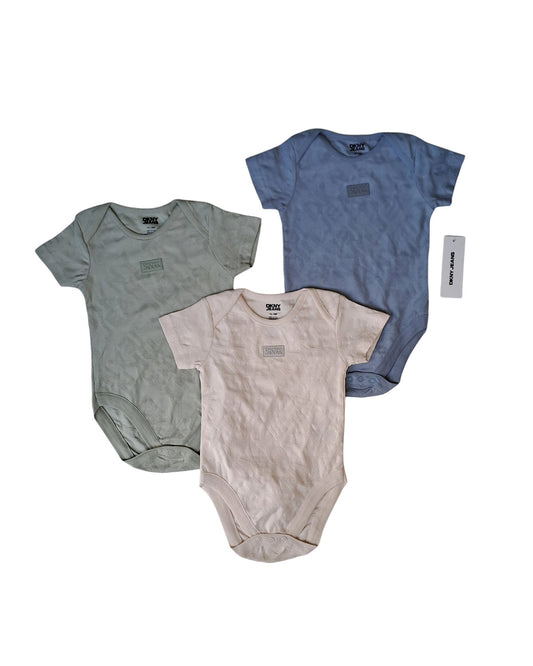 DKNY set 3 mamelucos - Talla 12a18 meses
