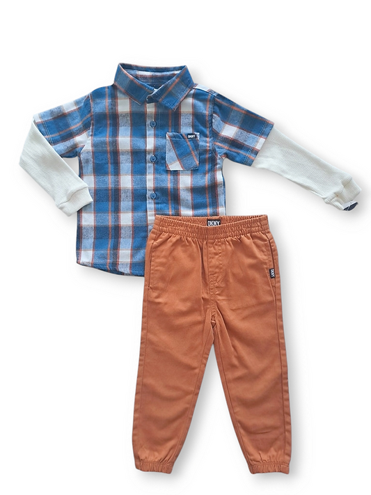 DKNY conjunto pantalon y camisa manga larga - Talla 24m