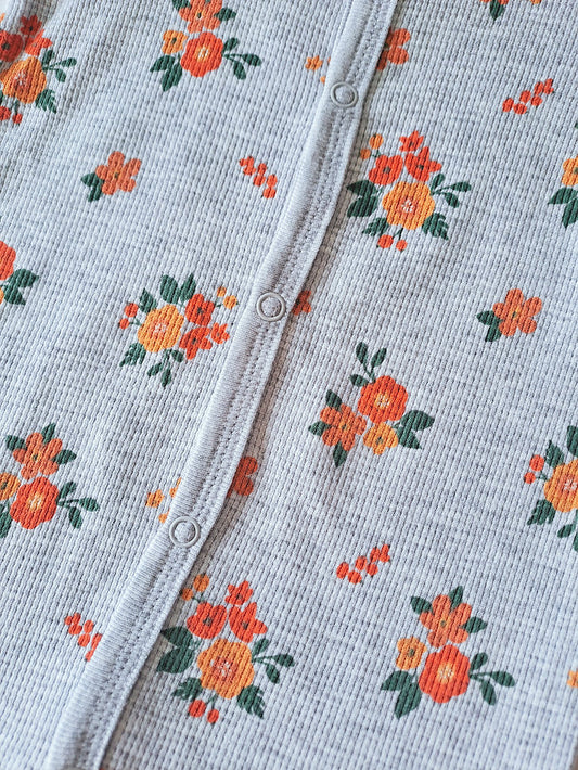 Koalababy pijama pies botones gris flores - Talla 0a3m